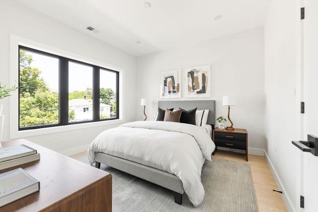 40 Otis L, Needham, MA 02492