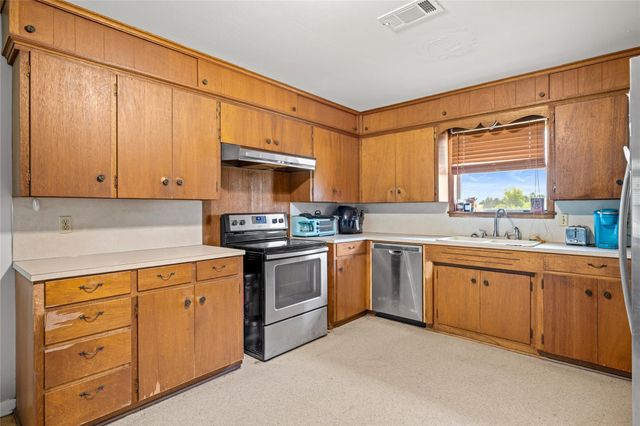 2623 Salem Road, Brenham, TX 77833