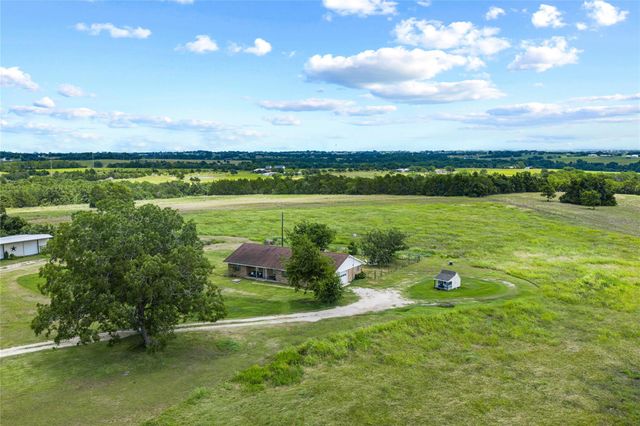 2623 Salem Road, Brenham, TX 77833