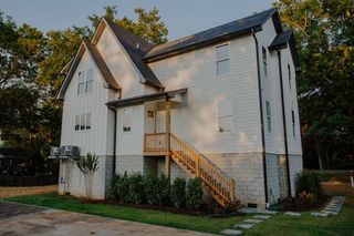 1000 Caldwell Ln C, Nashville, TN 37204