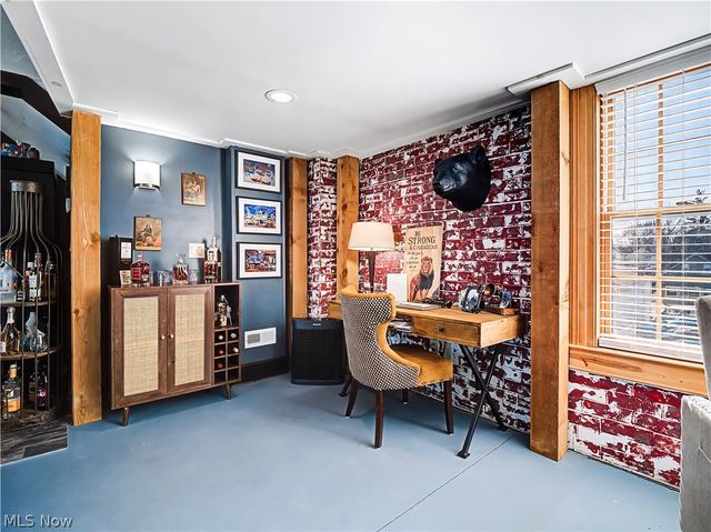 37931 Vine Street, Willoughby Hills, OH 44094