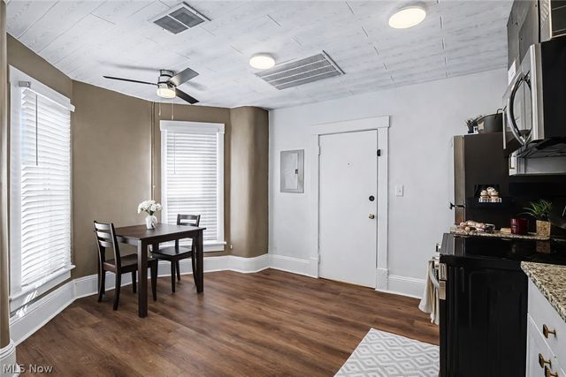 37931 Vine Street, Willoughby Hills, OH 44094