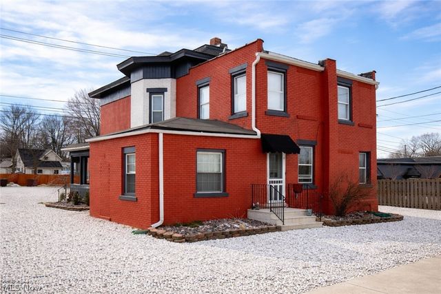 37931 Vine Street, Willoughby Hills, OH 44094