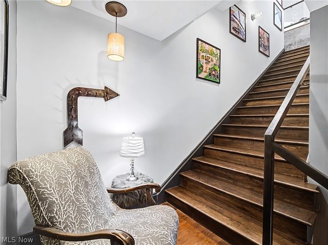 37931 Vine Street, Willoughby Hills, OH 44094