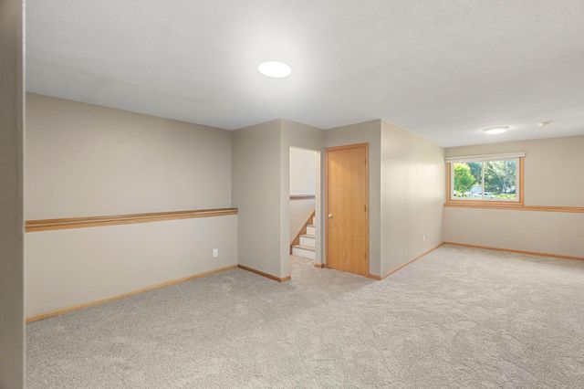 14566 Kerry Street NW, Andover, MN 55304