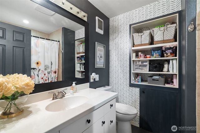 4004 NE 51st Street, Vancouver, WA 98661