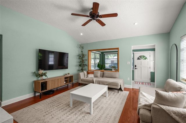 1404 MOUNT VERNON STREET, Orlando, FL 32803