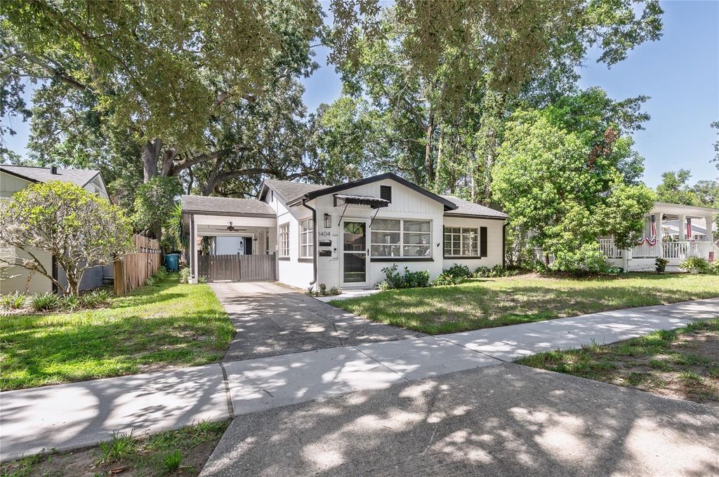 Image 2 of property listing at 1404 MOUNT VERNON STREET, Orlando, FL 32803