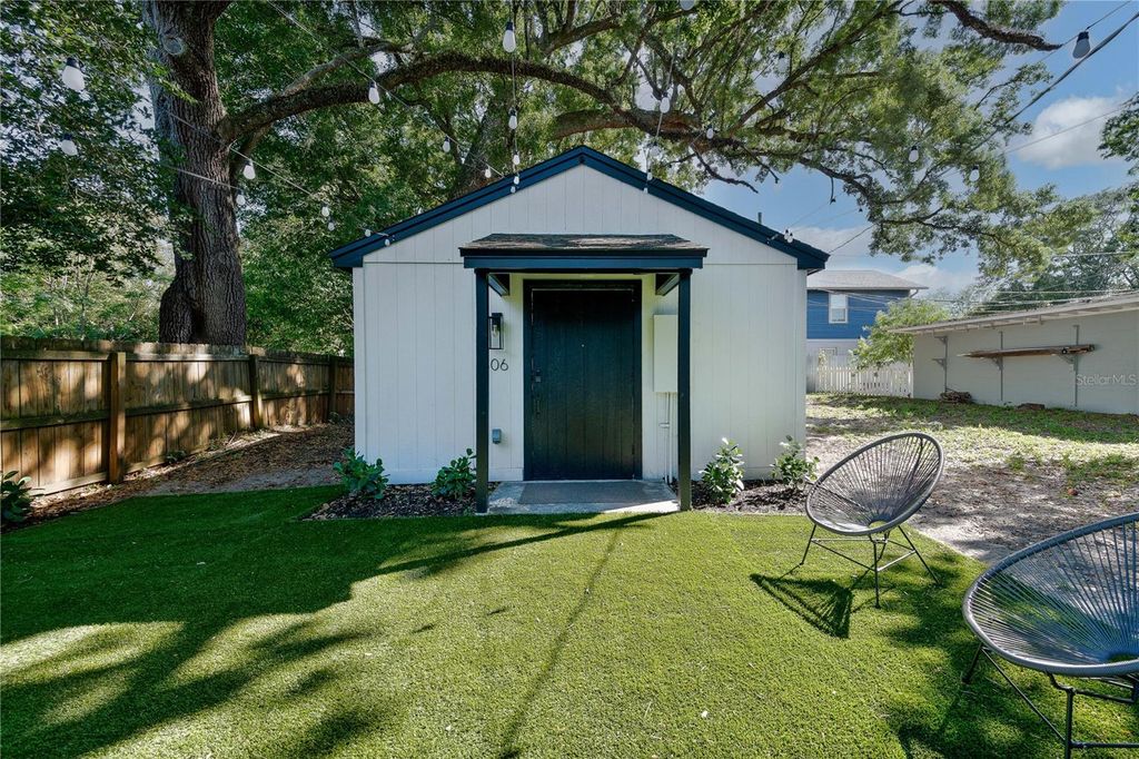 Image 23 of property listing at 1404 MOUNT VERNON STREET, Orlando, FL 32803