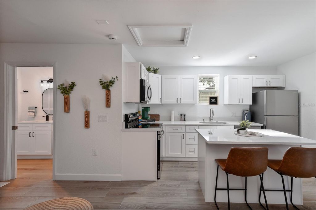Image 31 of property listing at 1404 MOUNT VERNON STREET, Orlando, FL 32803