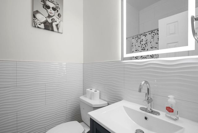 51 Q ST NW, Washington, DC 20001