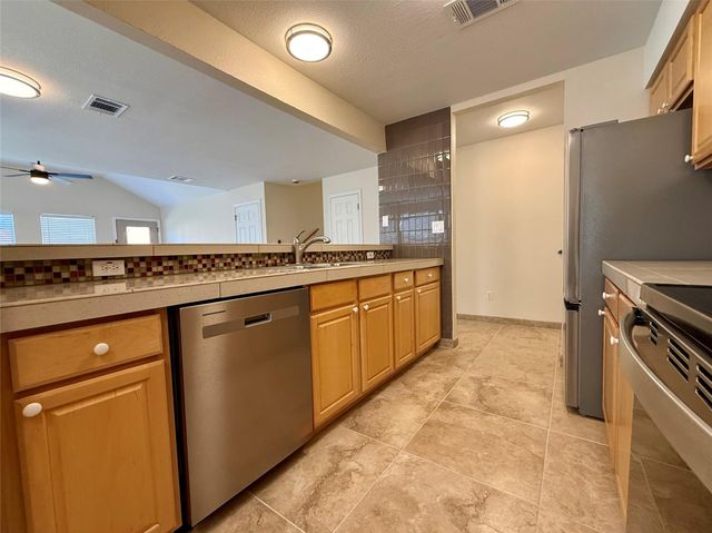 153 Dolly ST, San Marcos, TX 78666