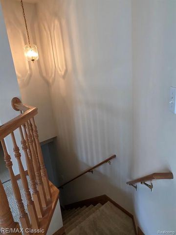 3937 Sunflower Lane Suite 100, Warren, MI 48091