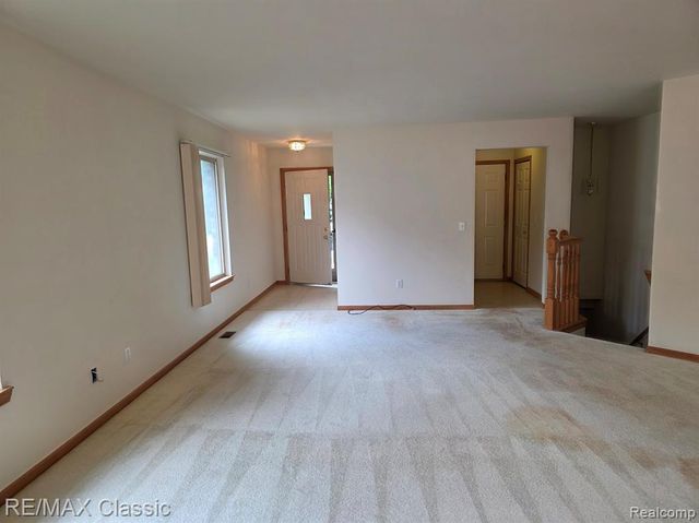3937 Sunflower Lane Suite 100, Warren, MI 48091