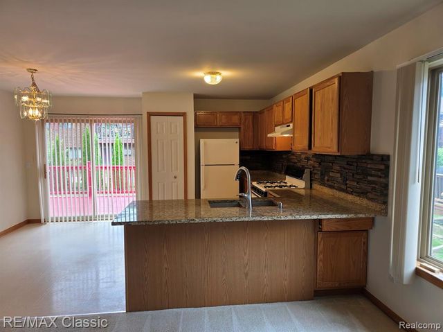 3937 Sunflower Lane Suite 100, Warren, MI 48091