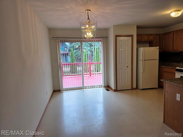 3937 Sunflower Lane Suite 100, Warren, MI 48091