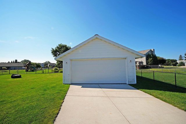 3142 EMORY STREET, Green Bay, WI 54311
