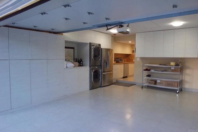 411 Windjammer Cir, Chula Vista, CA 91910