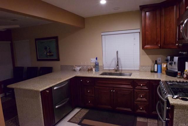 411 Windjammer Cir, Chula Vista, CA 91910