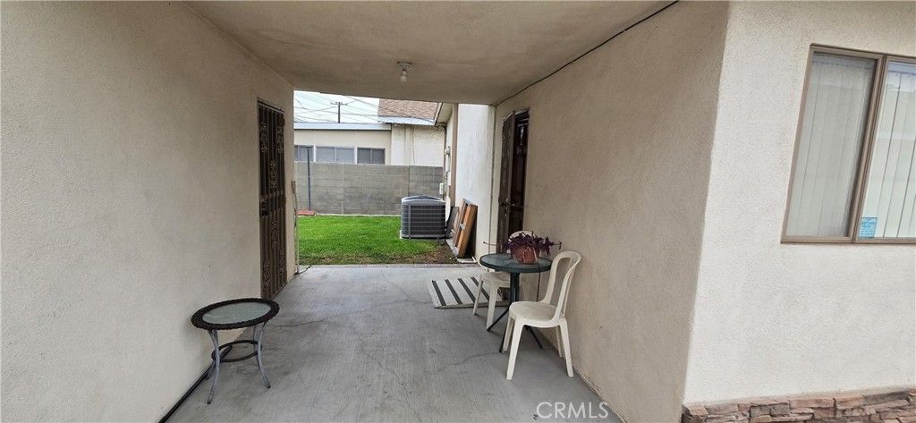 18505 Elaine, Artesia, CA 90701 — photo 4