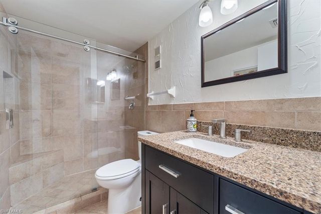 601 Seaview CT C103, Marco Island, FL 34145