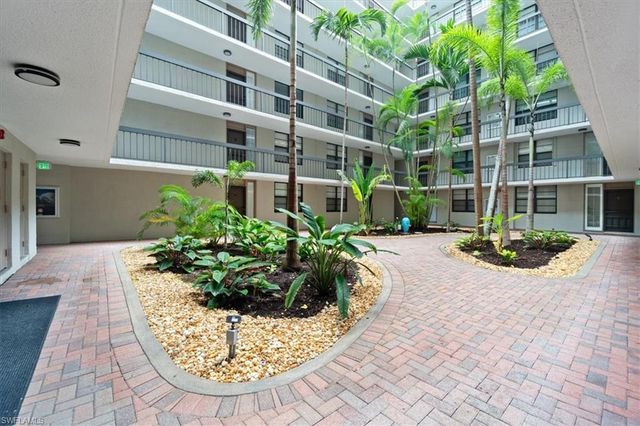601 Seaview CT C103, Marco Island, FL 34145