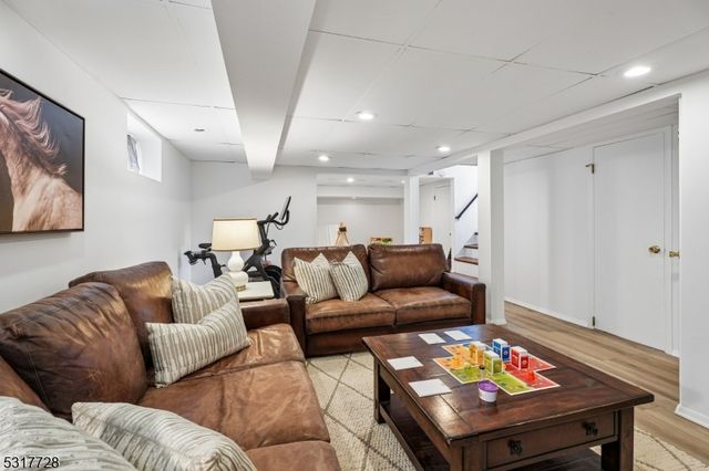 209 S Ridgewood Rd, South Orange Village Twp., NJ 07079