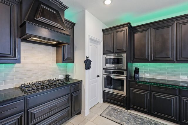 8801 CONROE, Denton, TX 76226