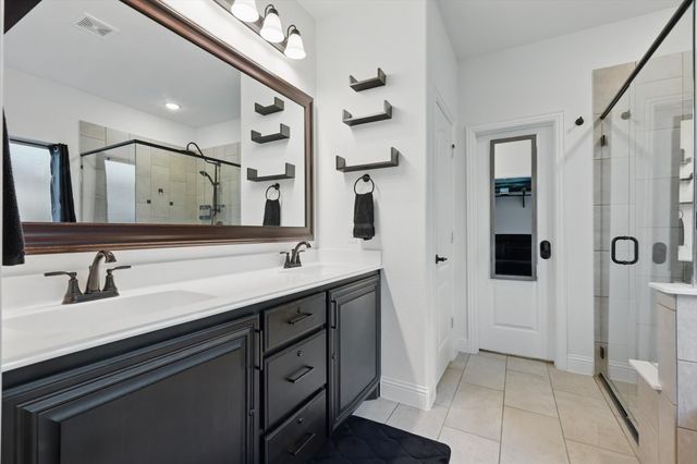 8801 CONROE, Denton, TX 76226