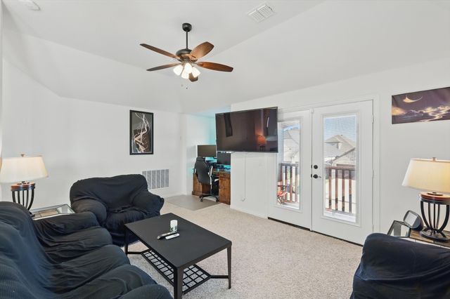 8801 CONROE, Denton, TX 76226