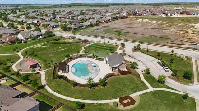 8801 CONROE, Denton, TX 76226
