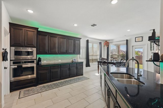 8801 CONROE, Denton, TX 76226