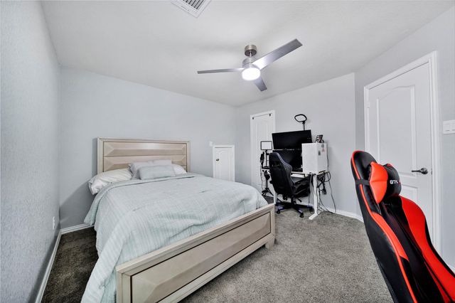 26028 Hasting Ridge Lane, Kingwood, TX 77339