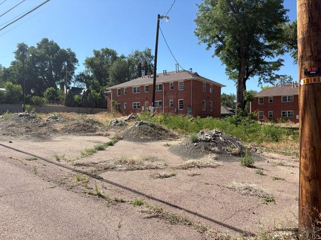 1813 N Greenwood, Pueblo, CO 81003