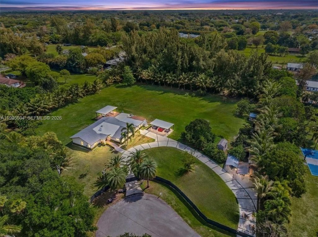 6920 SW 182nd Way -, Southwest Ranches, FL 33331