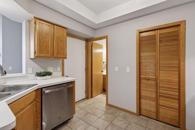 1949 N Ruby Court, Eagan, MN 55122