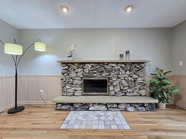 W147N8355 Manchester DRIVE, Menomonee Falls, WI 53051