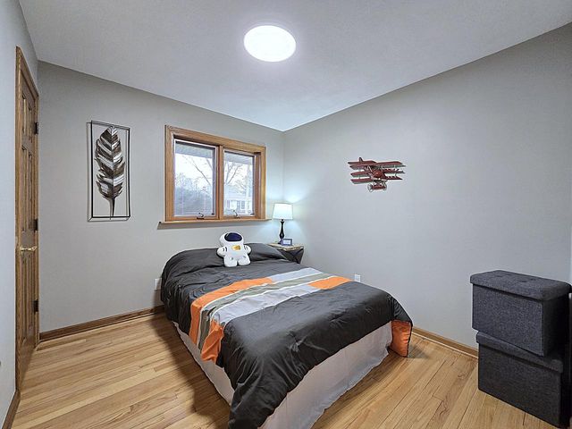 W147N8355 Manchester DRIVE, Menomonee Falls, WI 53051