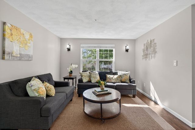 30 Bucklin Rd, North Andover, MA 01845