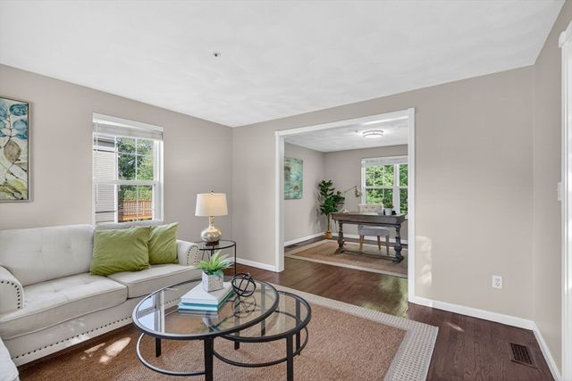 30 Bucklin Rd, North Andover, MA 01845