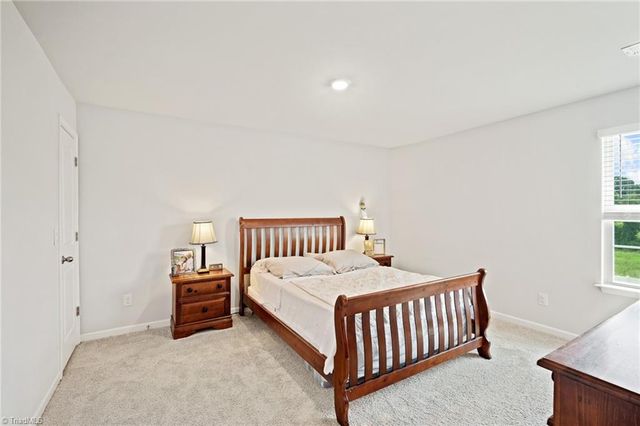 229 Tobacco Road, Lexington, NC 27295