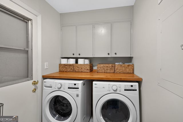 1999 Glacier Drive, Stone Mountain, GA 30087