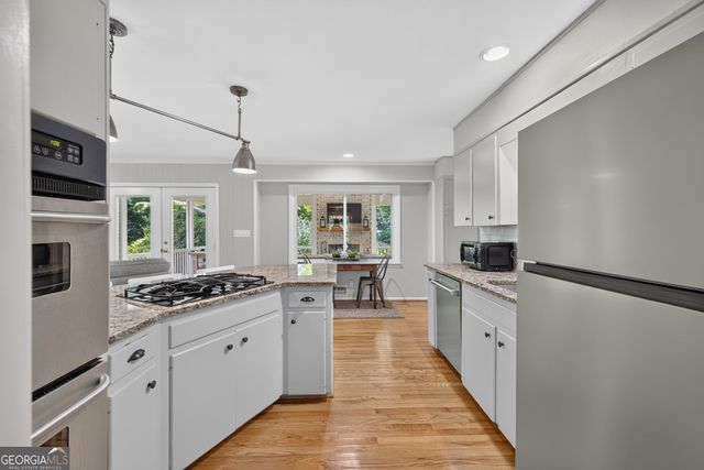 1999 Glacier Drive, Stone Mountain, GA 30087