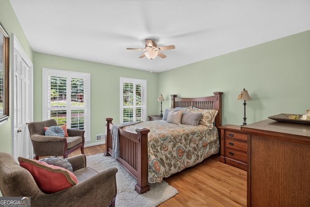 1999 Glacier Drive, Stone Mountain, GA 30087