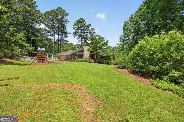 1999 Glacier Drive, Stone Mountain, GA 30087