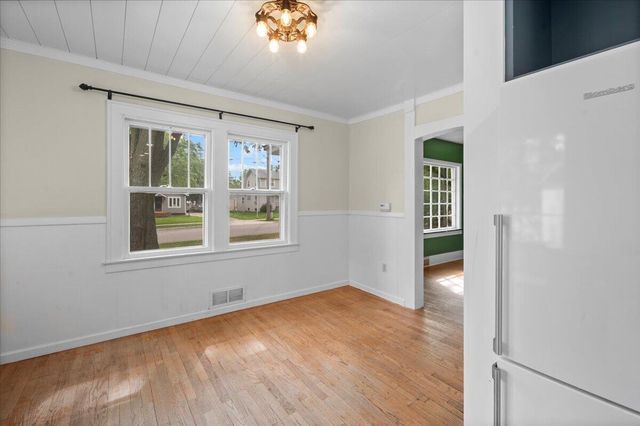 4511 Jefferson Avenue, Kentwood, MI 49548