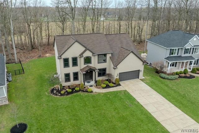 5484 Marguerites Way, Clarence, NY 14031