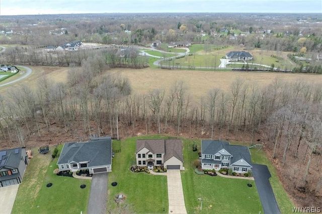 5484 Marguerites Way, Clarence, NY 14031