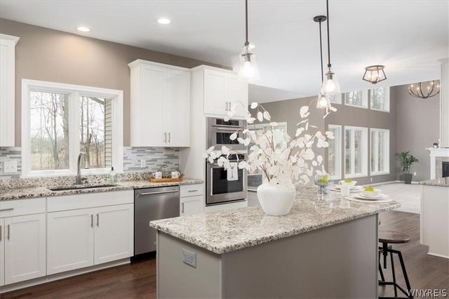 5484 Marguerites Way, Clarence, NY 14031