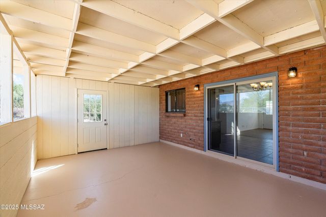 10501 E Calle Del Este, Tucson, AZ 85748